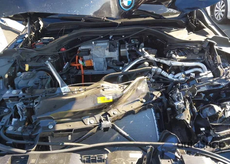 2025 BMW I5 Edrive40 z USA, uszkodzony, nr VIN WBY33FK00SCT62785